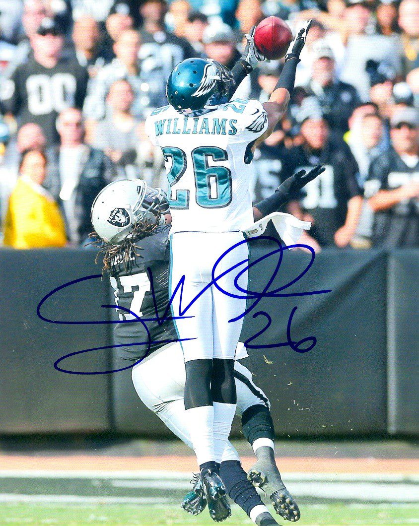 Autographed CARY WILLIAMS  8X10 Philadelphia Eagles Photo