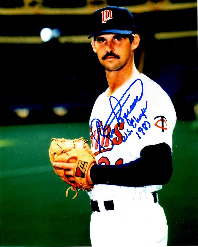 AUTOGRAPHED GEORGE FRAZIER  8X10 Minnesota Twins photo