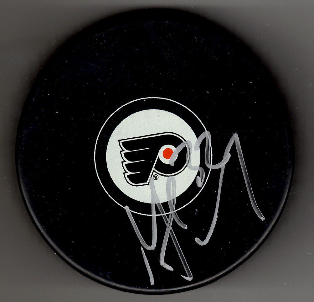 Autographed MARK STREIT Philadelphia Flyers Hockey Puck