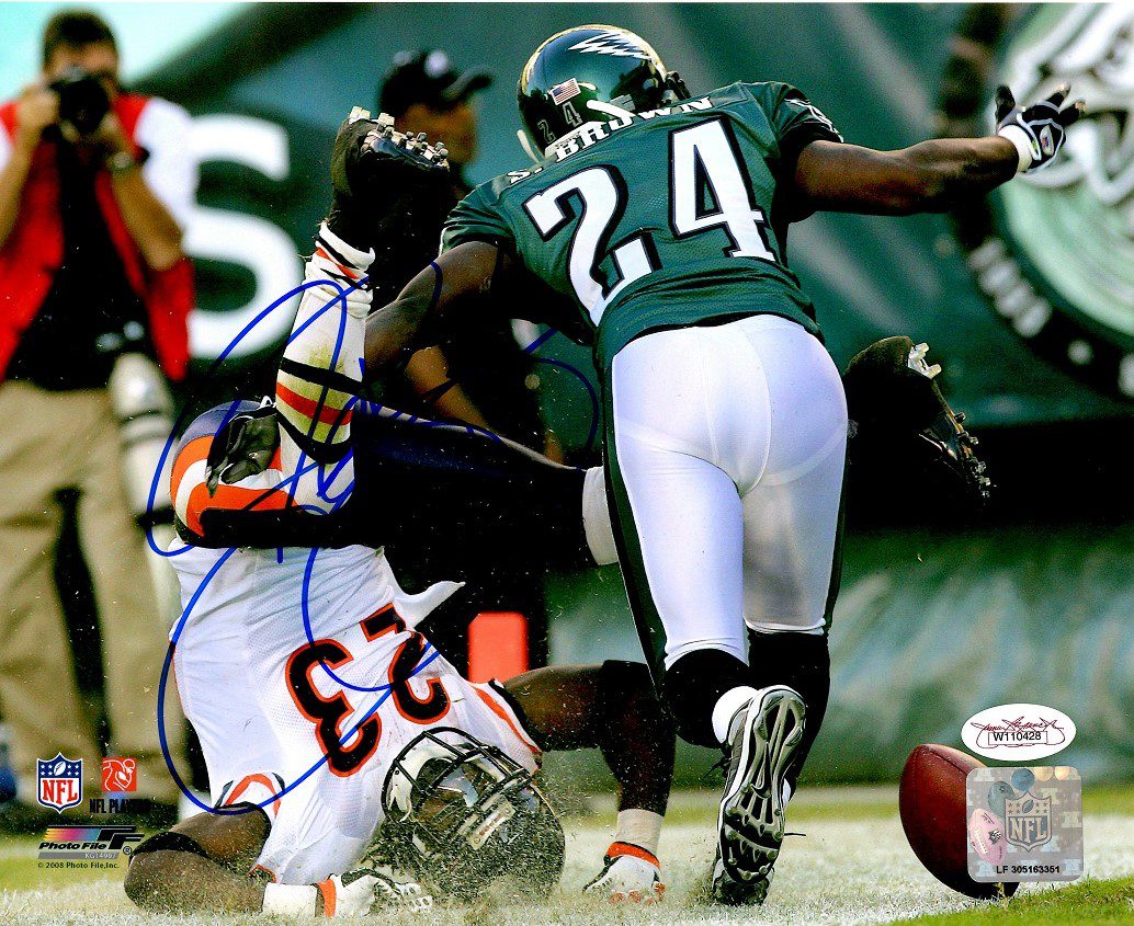 Autographed SHELDON BROWN 8X10 Philadelphia Eagles Photo