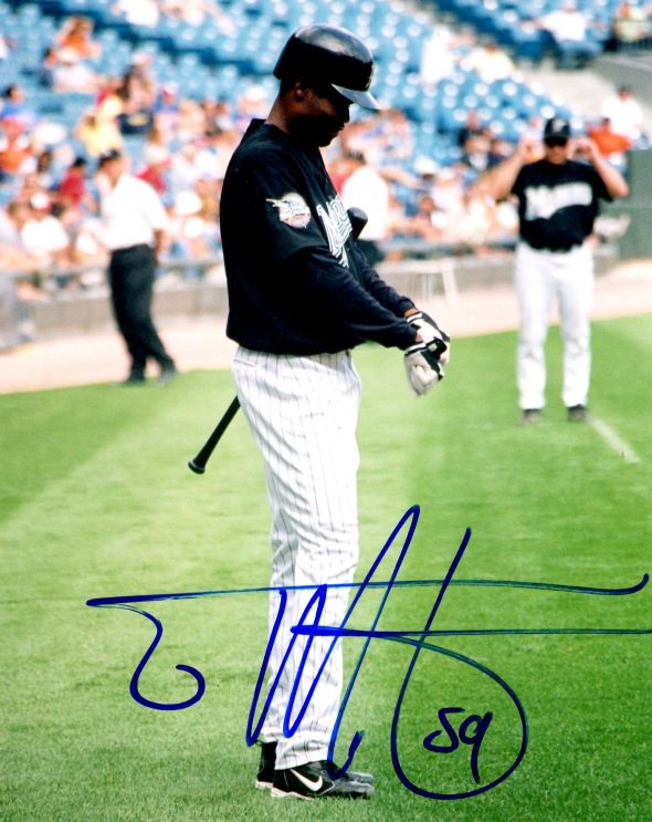 AUTOGRAPHED GUILLERMO MOTA 8X10 photo Florida Marlins