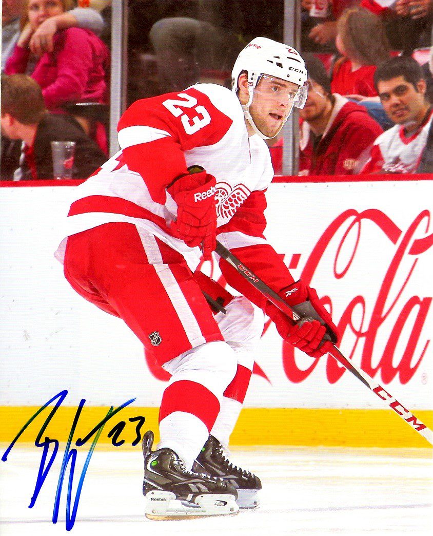 Autographed BRIAN LASHOFF  8X10 Detroit Red Wings Photo