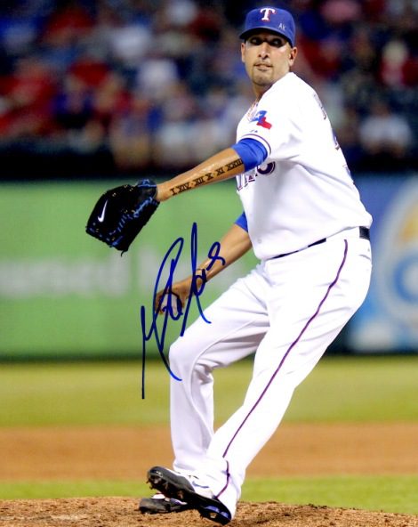 AUTOGRAPHED MIKE ADAMS 8X10 photo  Texas Rangers