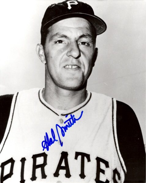 Autographed HAL SMITH 8X10 Photo - Pittsburgh Pirates