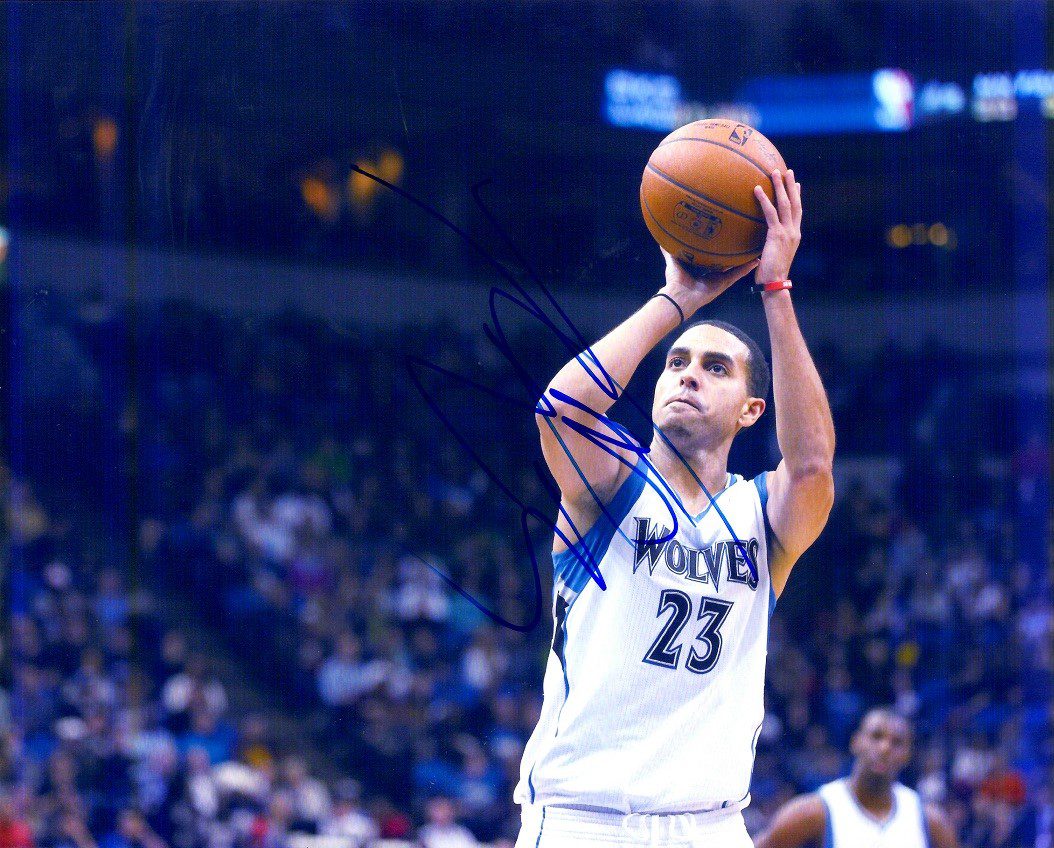 Autographed KEVIN MARTIN 8x10 Minnesota Timberwolves Photo
