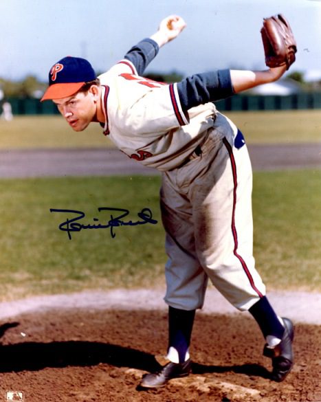 Autographed ROBIN ROBERTS 8x10 Philadelphia Phillies Photo
