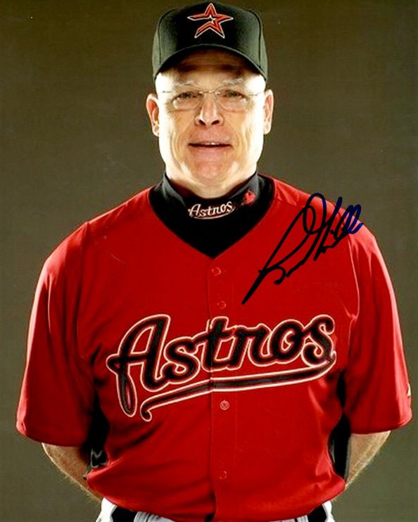 AUTOGRAPHED BRAD MILLS 8X10 photo  Houston Astros