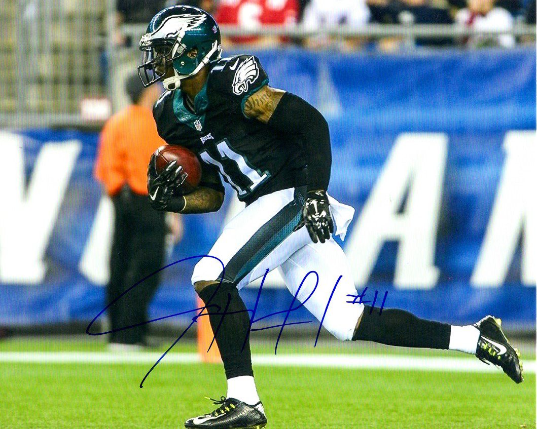 Autographed JOSH HUFF 8X10 Philadelphia Eagles Photo