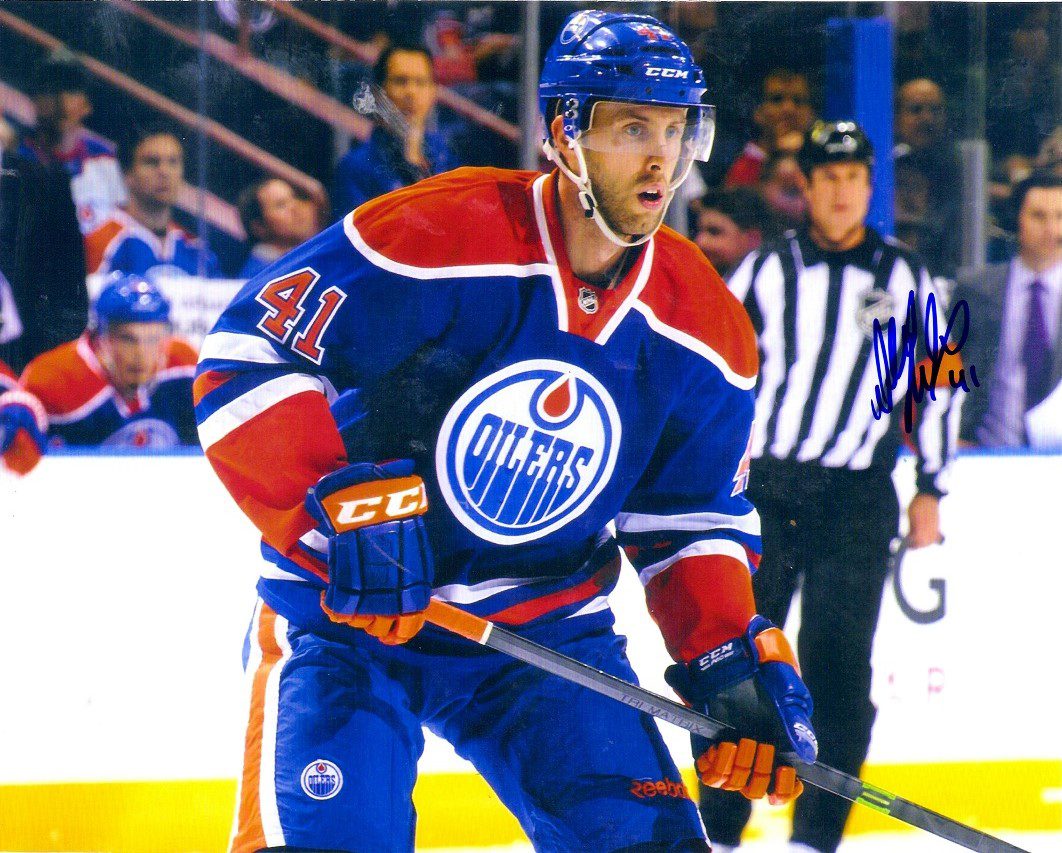 Autographed WILL ACTON 8X10  EDMONTON OILERS Photo