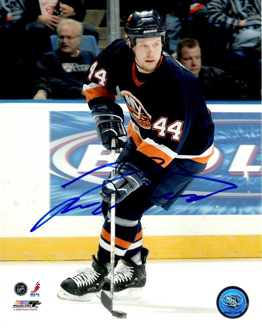 Autographed JANNE NIINIMAA 8X10 New York Islanders Photo