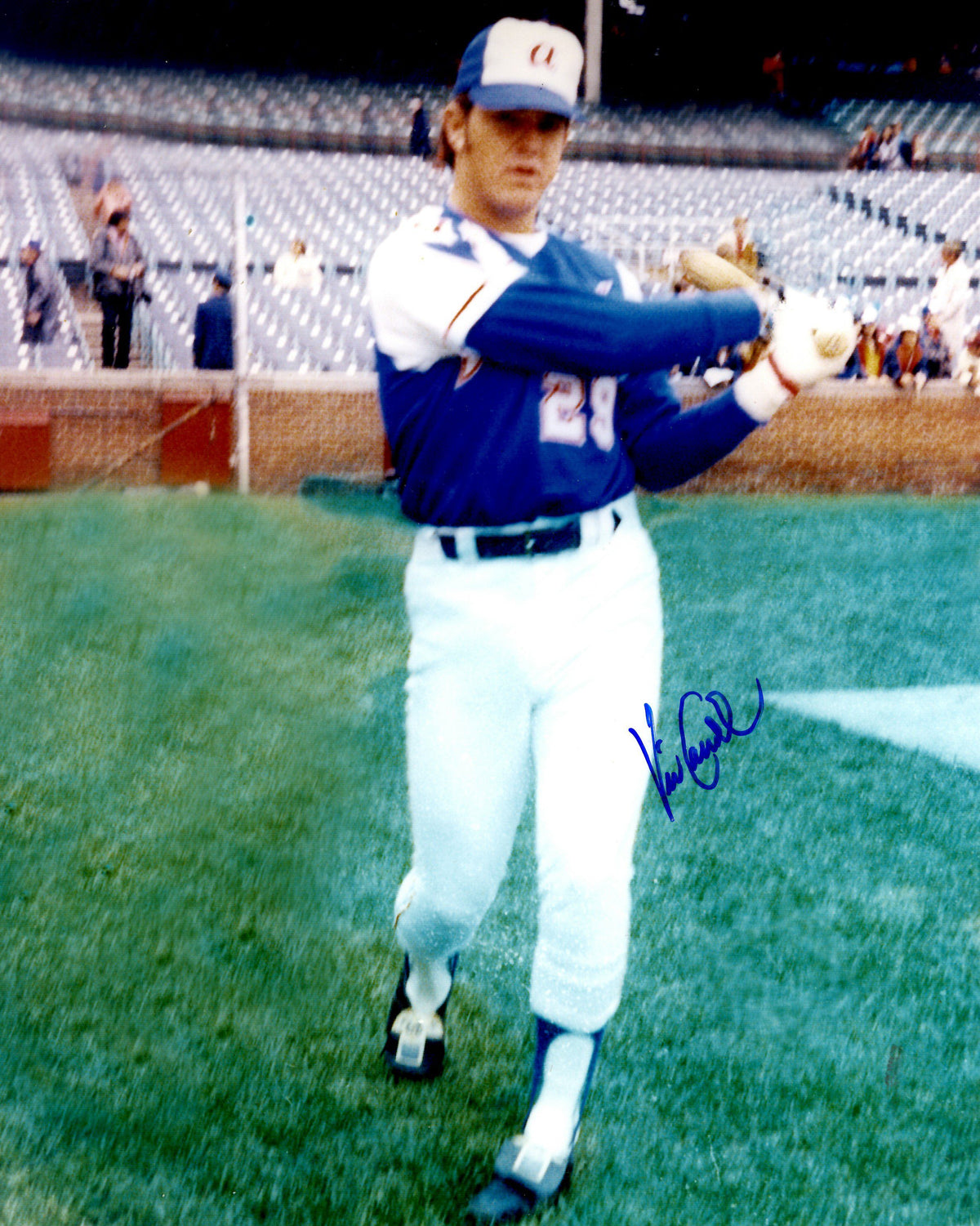 AUTOGRAPHED VIC CORRELL 8X10 Atlanta Braves photo