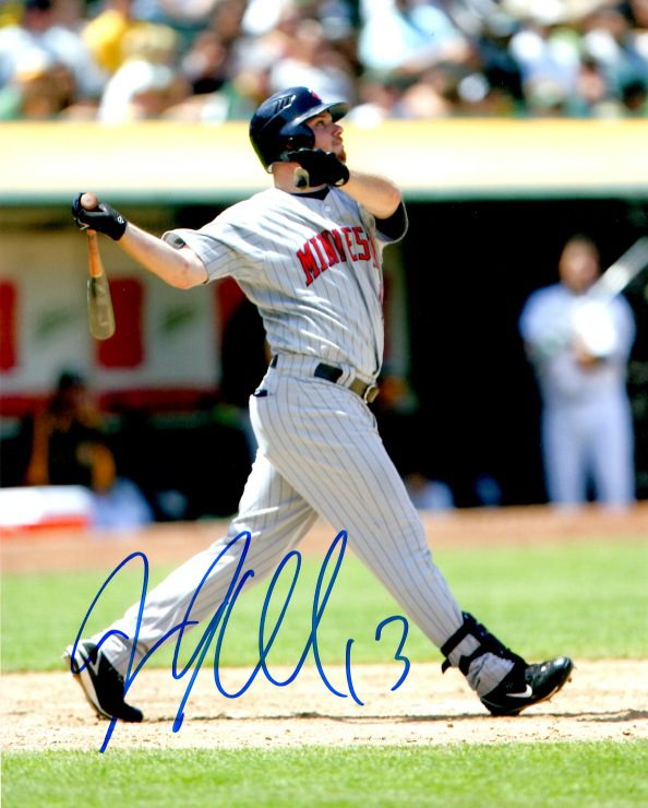 AUTOGRAPHED JASON KUBEL 8X10 Minnesota Twins photo