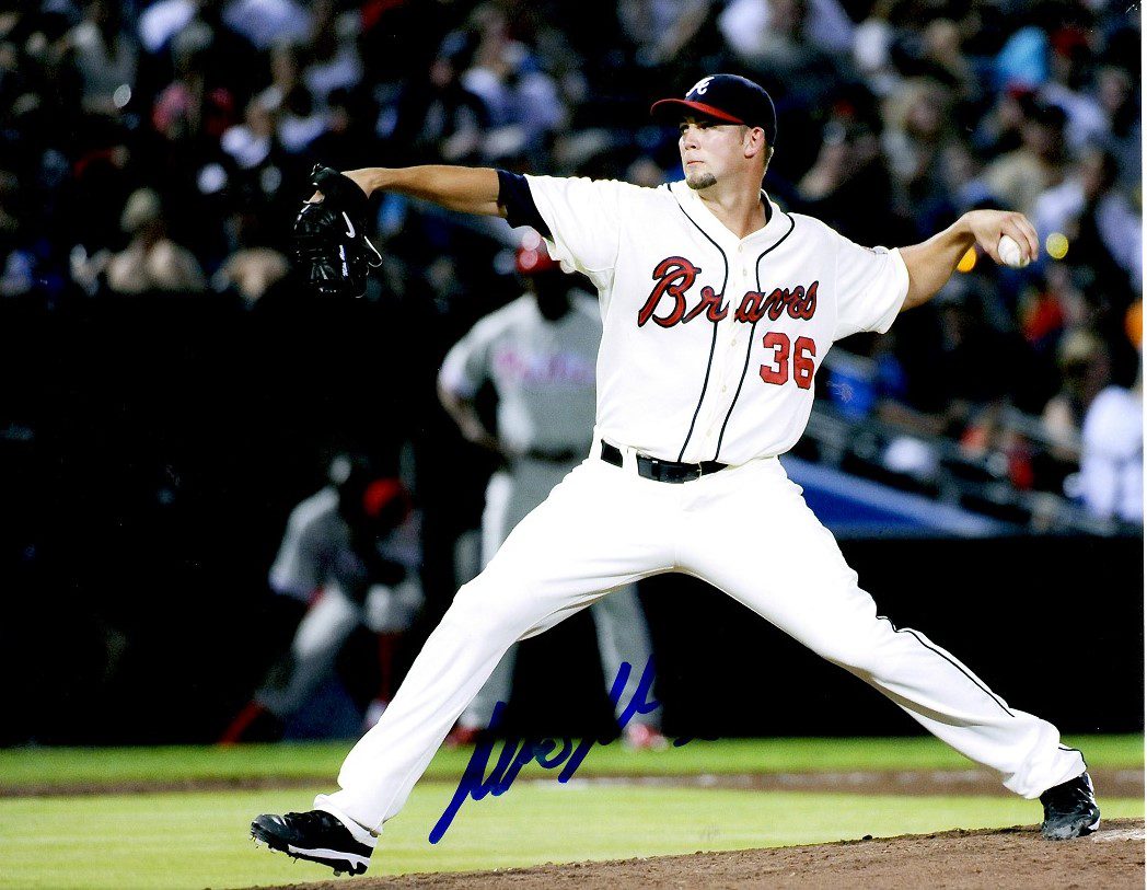 AUTOGRAPHED MIKE MINOR 8X10 Atlanta Braves photo
