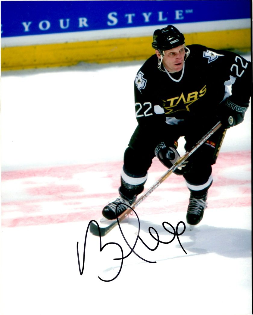 Autographed BRETT HULL Dallas Stars  Photo