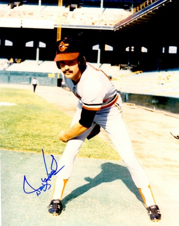 AUTOGRAPHED DON HOOD 8X10 photo  Baltimore Orioles