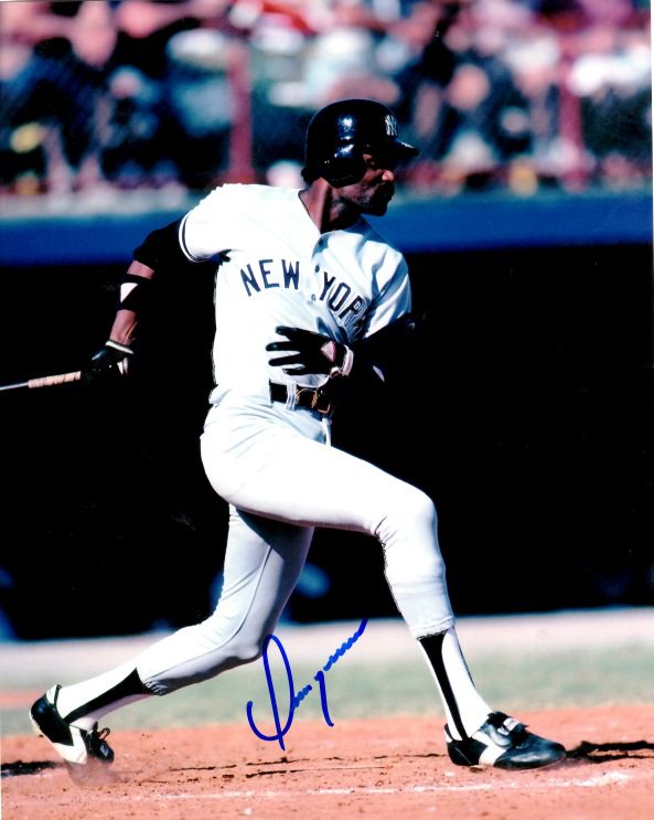 AUTOGRAPHED OMAR MORENO 8X10 photo  New York Yankees