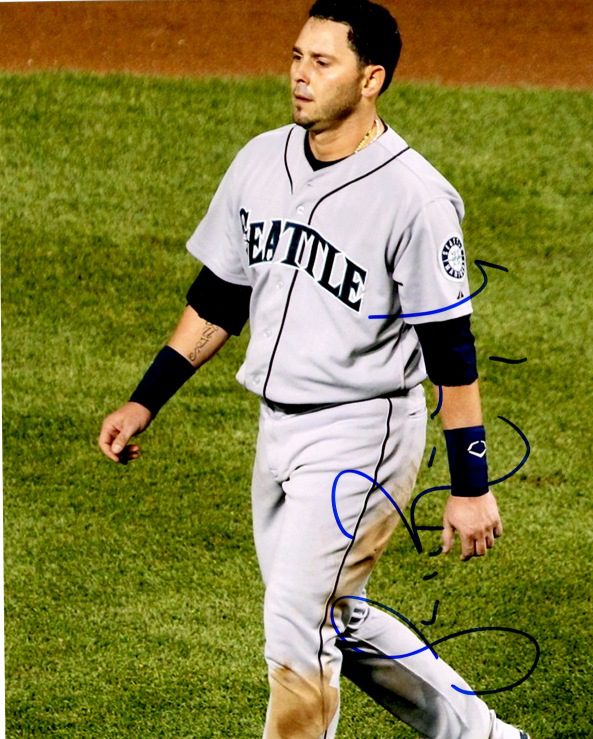 AUTOGRAPHED LUIS RODRIGUEZ 8X10 Seattle Mariners Photo