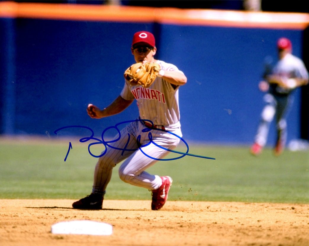 AUTOGRAPHED BRET BOONE 8X10 photo  Cincinnati Reds