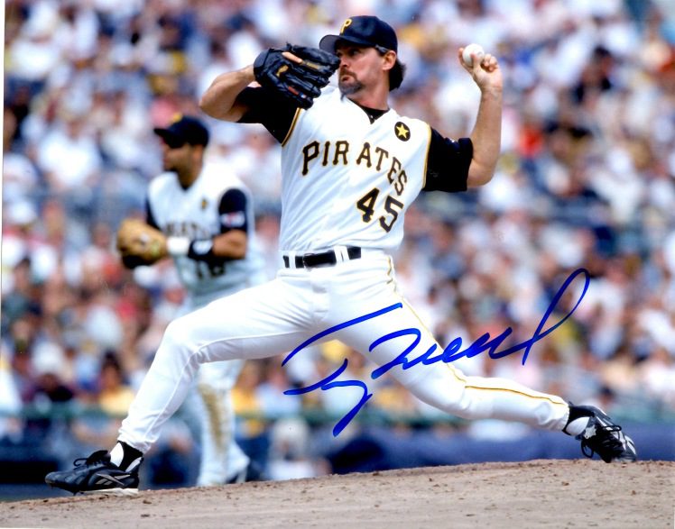 Autographed TERRY MULHOLLAND 8X10 Pittsburgh Pirates Photo