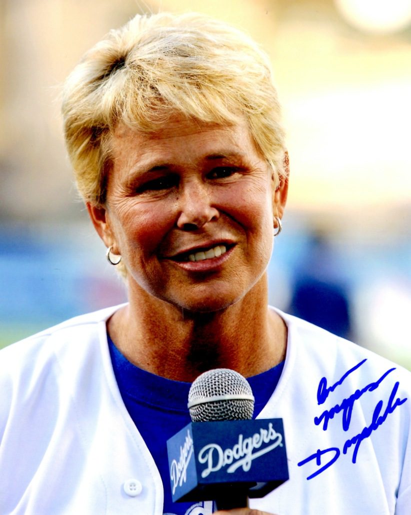 Autographed ANN MEYERS DRYSDALE 810 photo