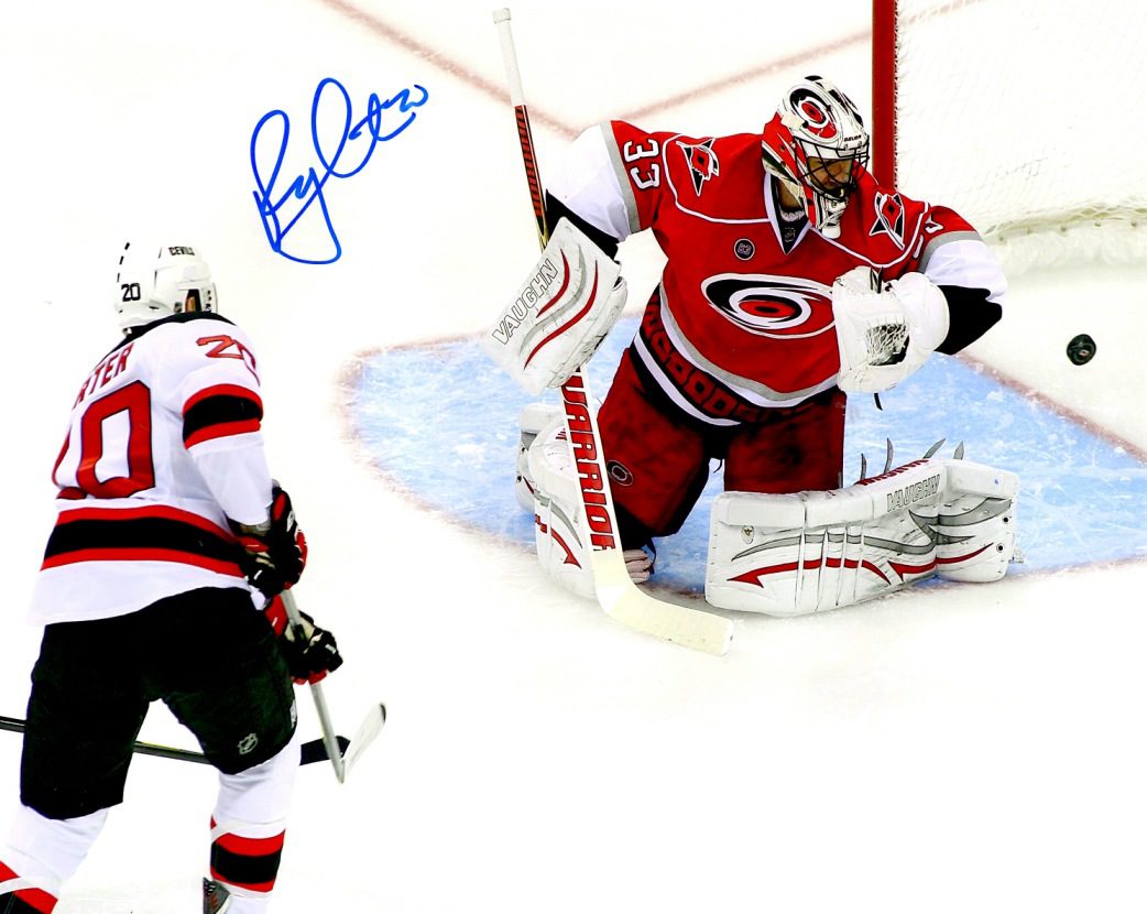Autographed RYAN CARTER 8X10 New Jersey Devils Photo