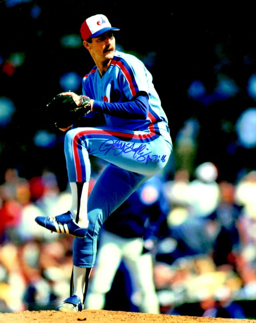 AUTOGRAPHED ANDY MCGAFFIGAN 8X10 Montreal Expos Photo