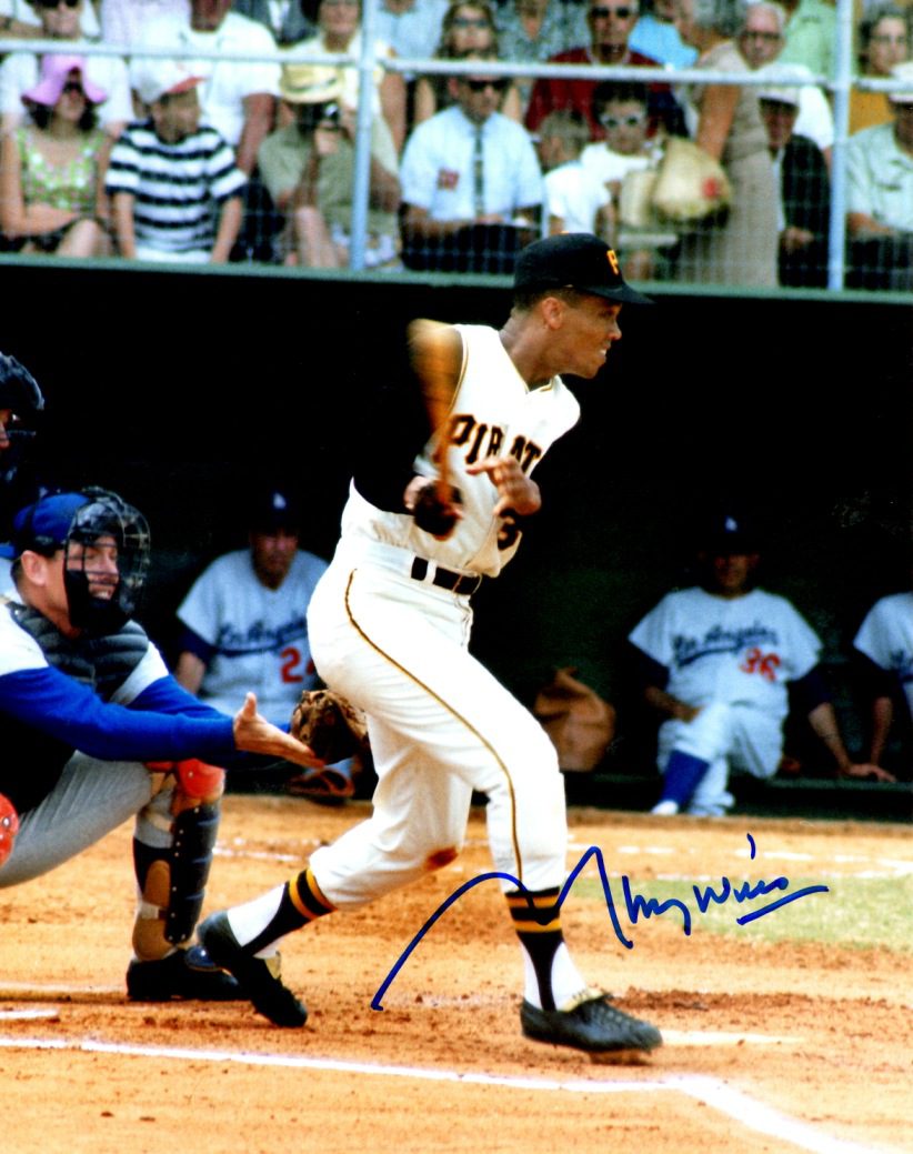 Autographed MAURY WILLS 8X10 Pittsburgh Pirates Photo