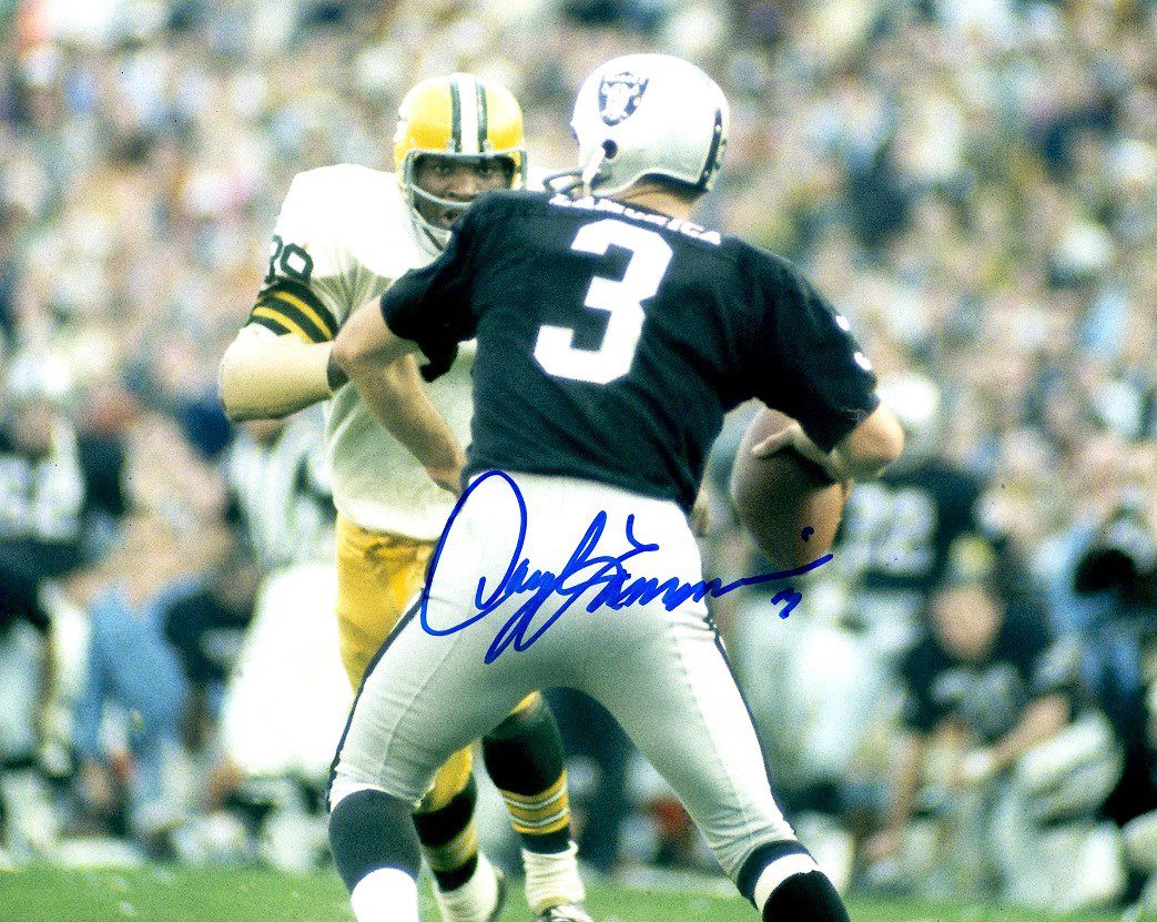 Autographed  DARYLE LAMONICA 8X10 Oakland Raiders photo