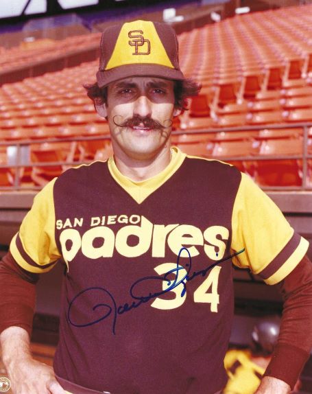 Autographed ROLLIE FINGERS 8X10 San Diego Padres photo