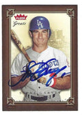 Autographed STEVE GARVEY 2004 Fleer Greats of the Game Card
