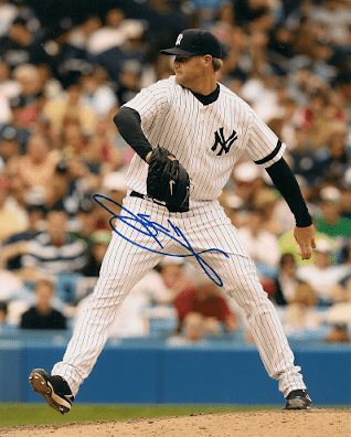 AUTOGRAPHED  photo SEAN HENN New York Yankees