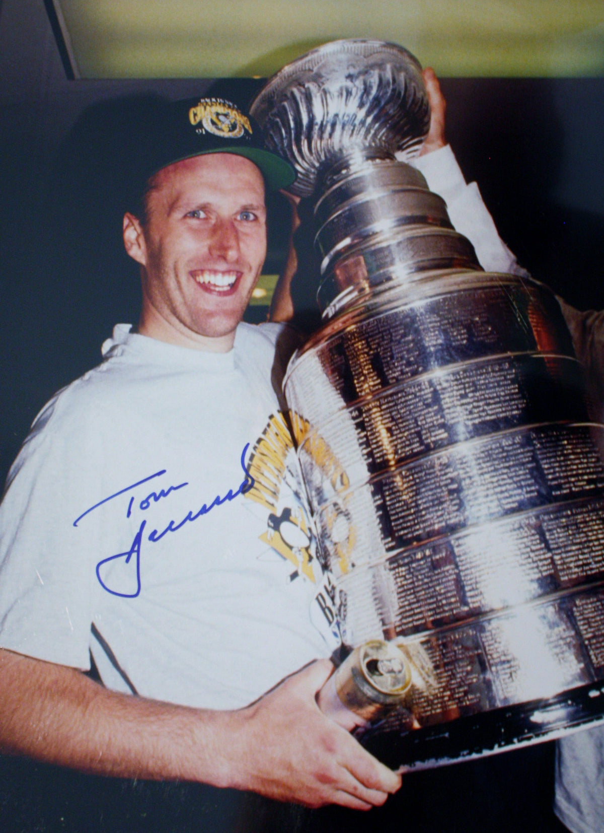 Autographed Tom Barrasso 16x20  Pittsburgh Penguins photo