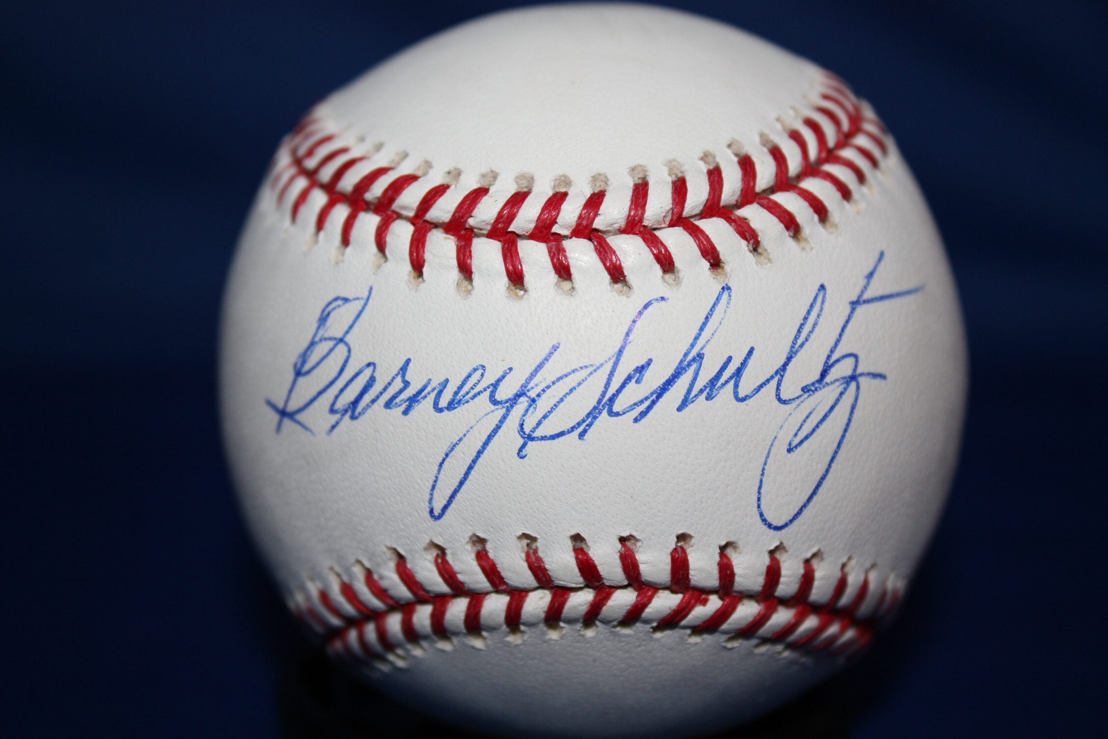 Autographed BARNEY SCHULTZ Official Major League Baseball