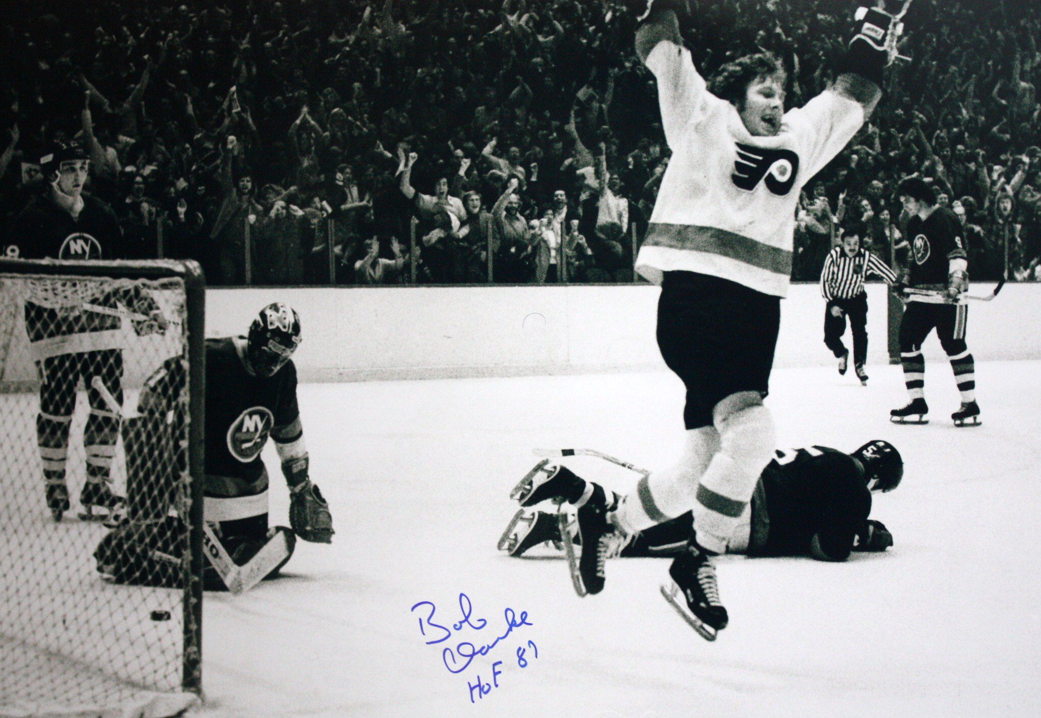Autographed BOBBY CLARKE 16x20 Philadelphia Flyers Photo