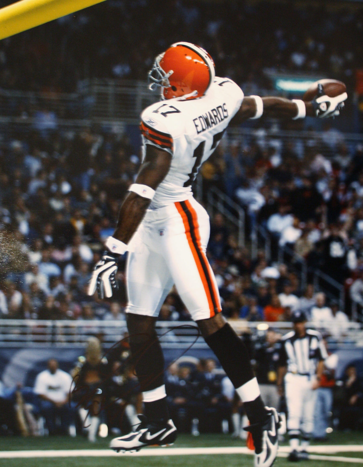 Autographed Braylon Edwards Cleveland Browns 16x20  photo