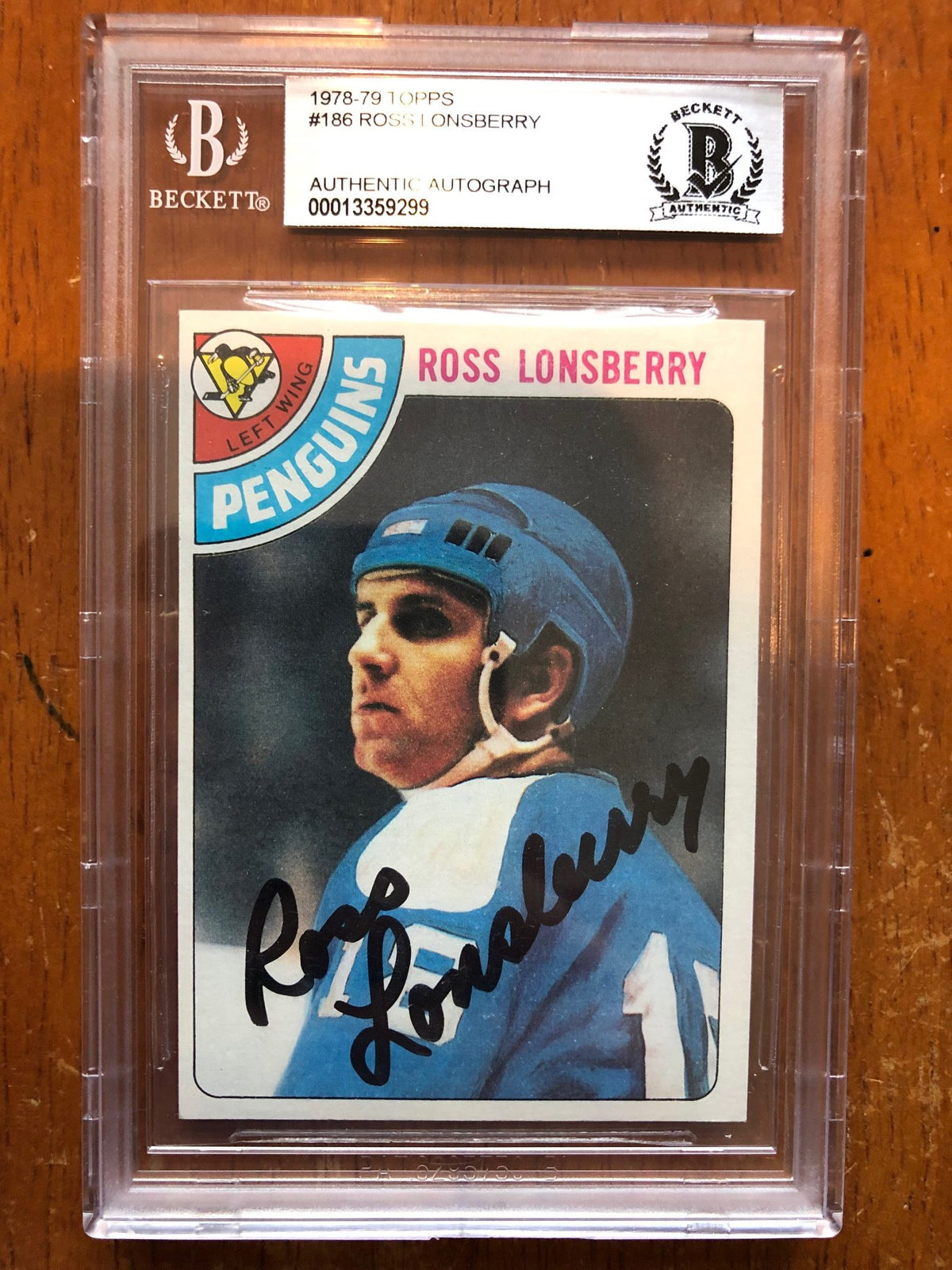 Autographed Ross Lonsberry 1978-79 Pittsburgh Penguins Topps card #186 BAS Beckett Slabbed