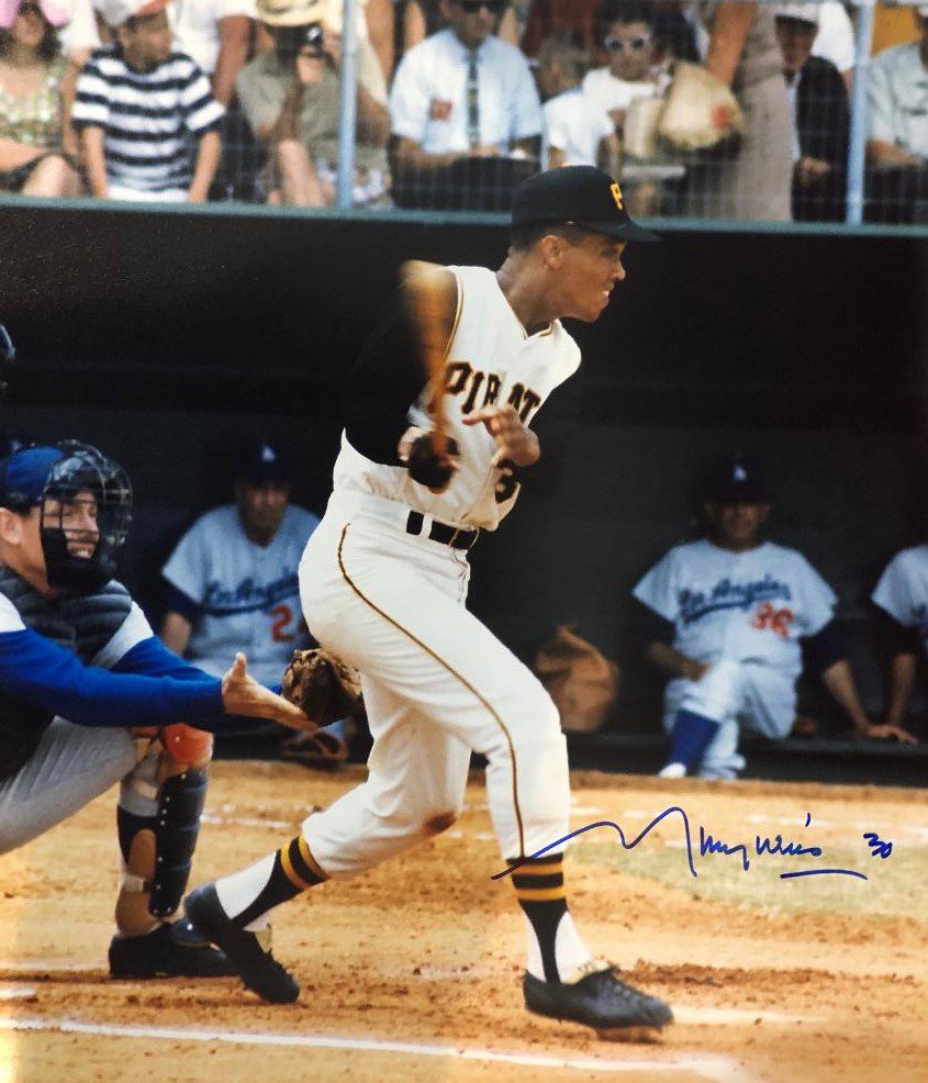 Autographed MAURY WILLS 16x20 Photo Pittsburgh Pirates