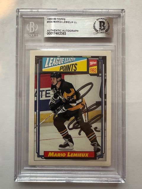 Signed Mario Lemieux Pittsburgh Penguins 1992-93 Topps card #363 Beckett Slabbed