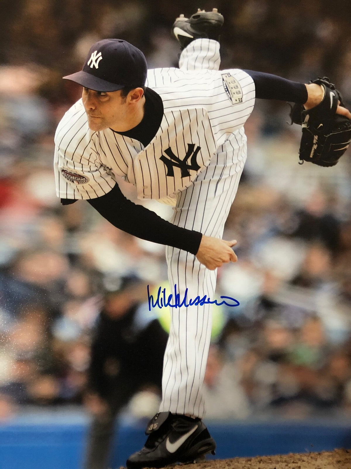 Autographed Mike Mussina New York Yankees 11x14 Photo
