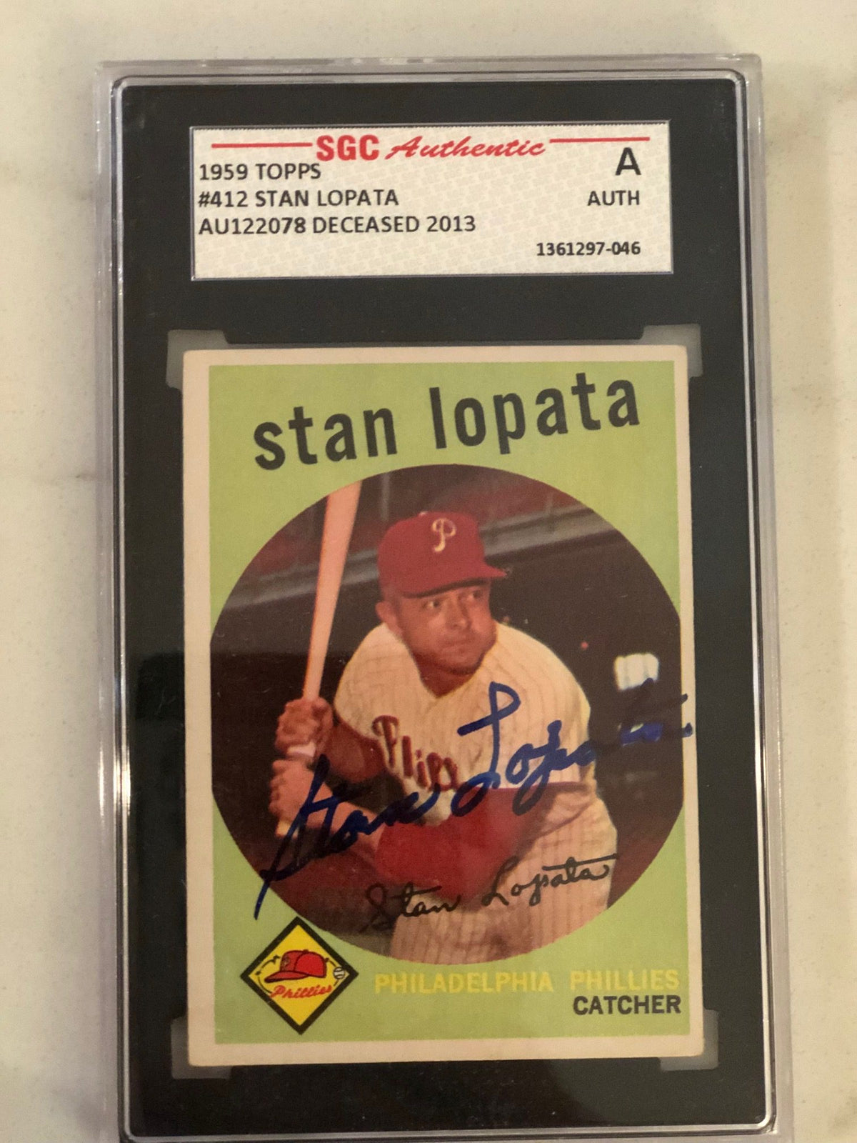 Autographed 1959 Topps Stan Lopata Philadelphia Phillies Card #412 SGC Slabbed