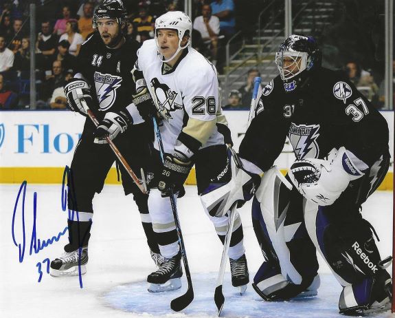 Autographed OLAF KOLZIG 8x10 Tampa Bay Lightning photo