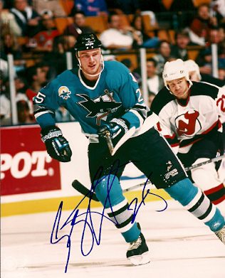 Autographed VICTOR KOZLOV San Jose Sharks photo