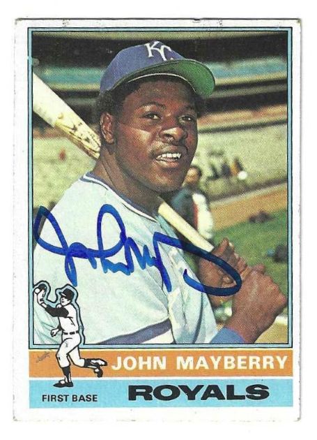 Autographed JOHN MAYBERRY Kansas City Royals 1976 Topps Card