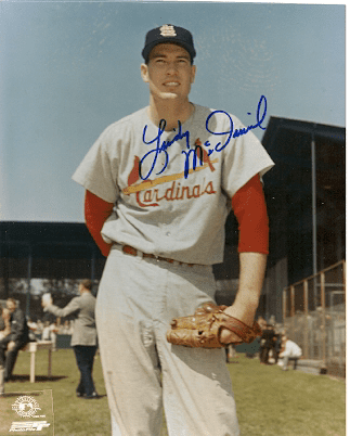 AUTOGRAPHED  LINDY MCDANIEL 8X10 St. Louis Cardinals photo