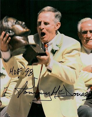 Autographed TOMMY MCDONALD 8X10 Photo - Philadelphia Eagles.