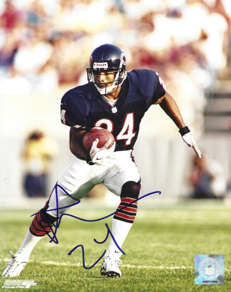 Autographed GLYN MILBURN 8x10 Chicago Bears Photo