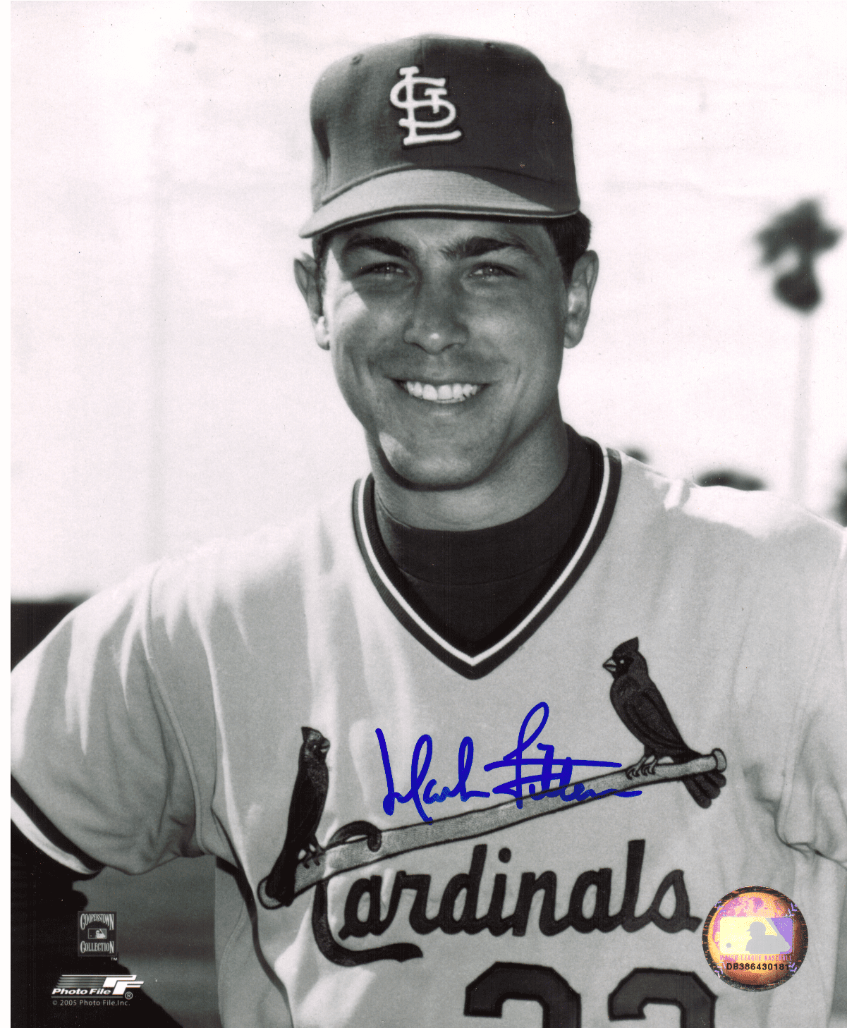 AUTOGRAPHED MARK LITTELL 8X10 St. Louis Cardinals Photo