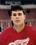 Autographed ADAM OATES 8x10 Detroit Red Wings Photo