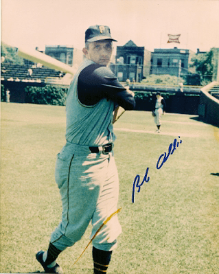 AUTOGRAPHED  BOB OLDIS  Pittsburgh Pirates 8x10 Photo