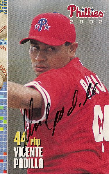 Autographed VINCENTE PADILLIA 2002 Phillies Post card